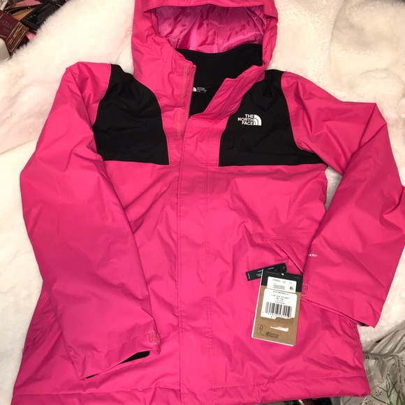 NWT The North Face Girls hooded triclimate jacket - Picture 3 of 8